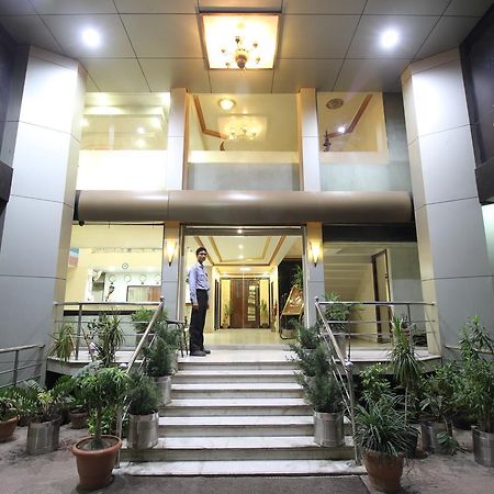 Hotel Grand Arjun Rāipur Exterior foto