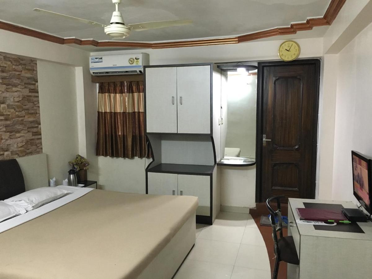 Hotel Grand Arjun Rāipur Exterior foto
