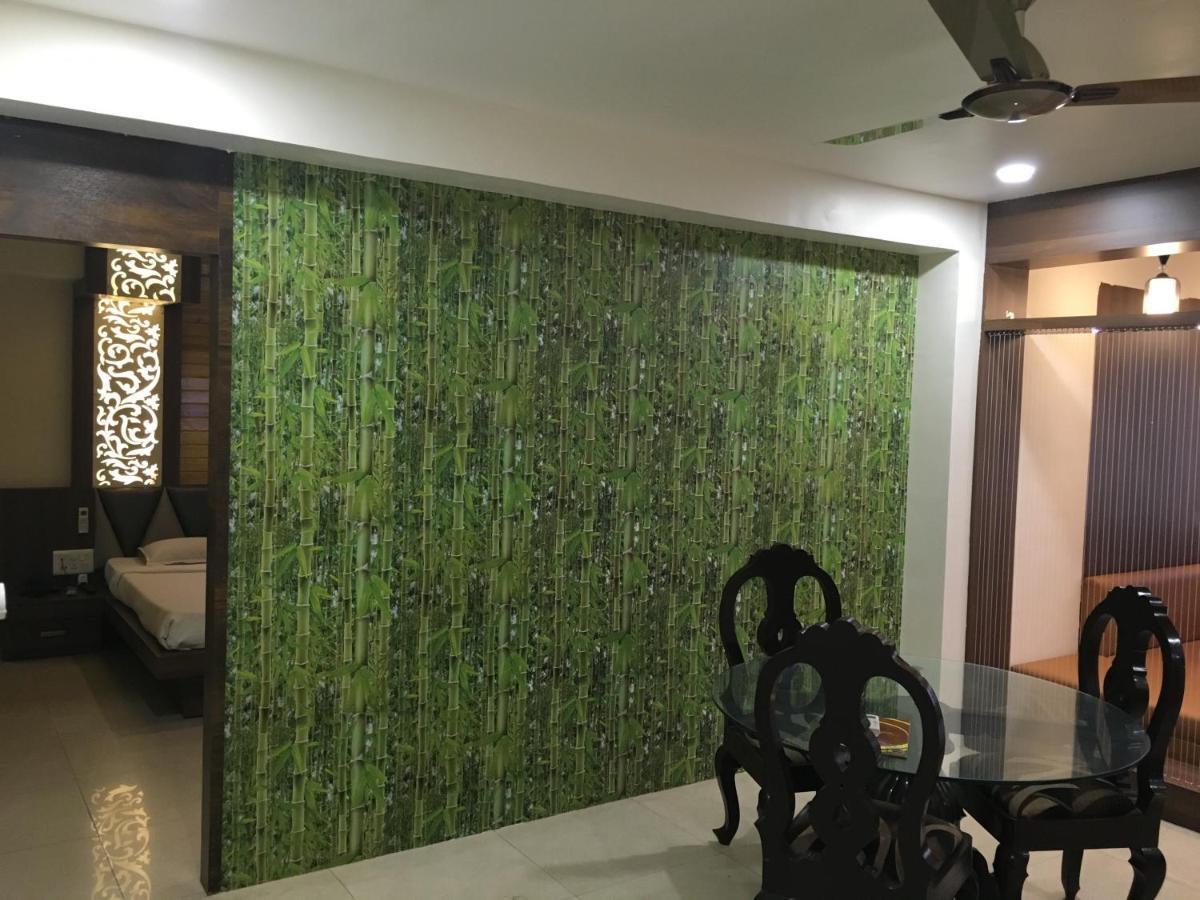 Hotel Grand Arjun Rāipur Exterior foto
